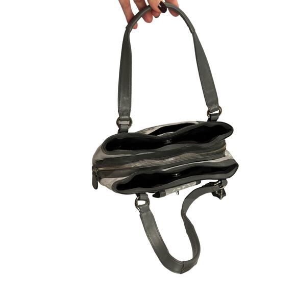 Coach F14934 Cricket Gray Signature Shoulder Bag Purse - Picture 6 of 11